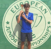 场上每一个 场上每一个